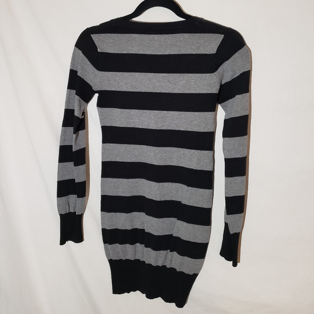 *Wet Seal* Black and gray sheath dress, XS - Picture 2 of 5